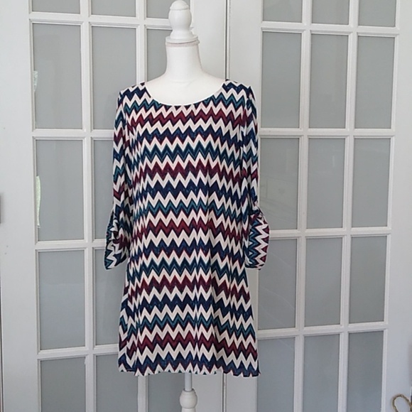 Speechless Chevron Cutout Shift Dress - Juniors XL - Picture 3 of 16